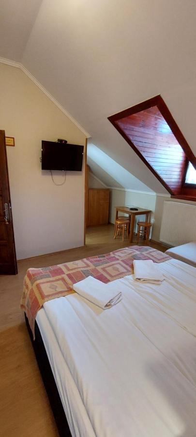 Forras Fogado Bed & Breakfast Bukkszek Exterior photo